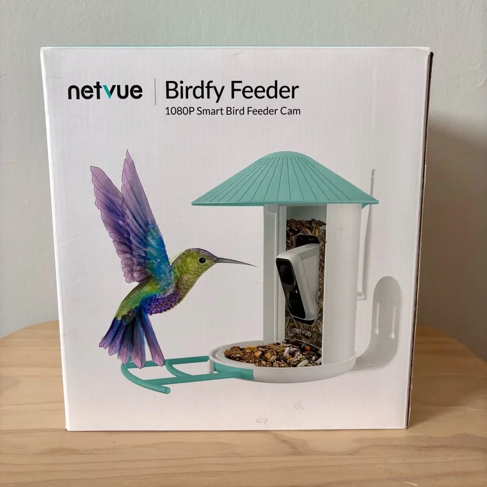 Birdfy Feeder with Camera - White and Green